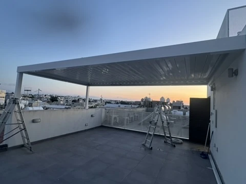 Protent Cyprus rooftop aluminium bioclimatic pergola